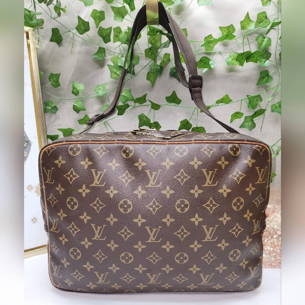 Authentic Louis Vuitton Monogram Reporter PM With Dust Bag A+ Condition - Picture 5 of 17